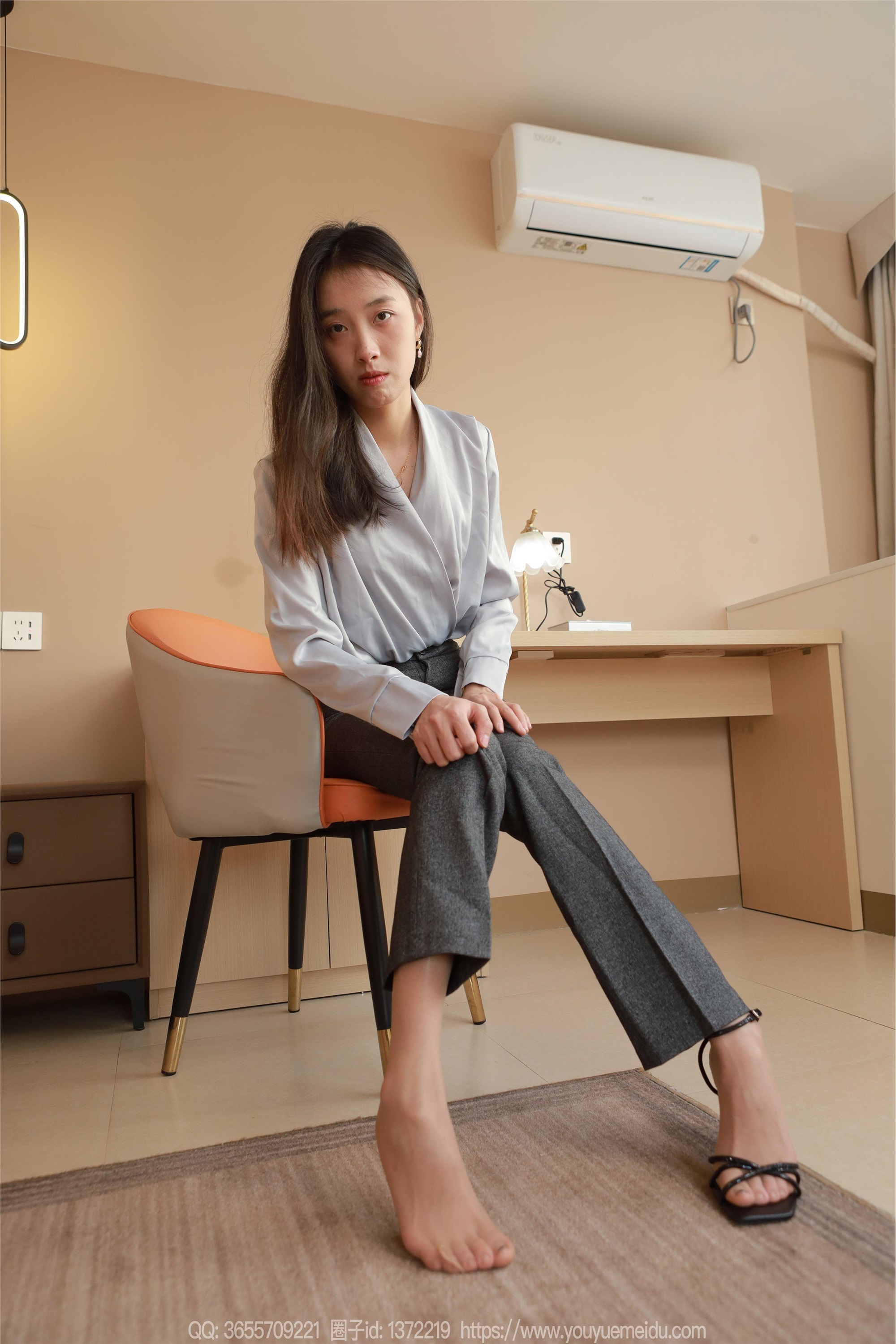 IESS异思趣向  2025.02.25 丝享家 1986 小九《裤里斯（下）》